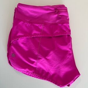 Lululemon Speed Up Shorts Low-Rise 2.5” Size 8 Pink